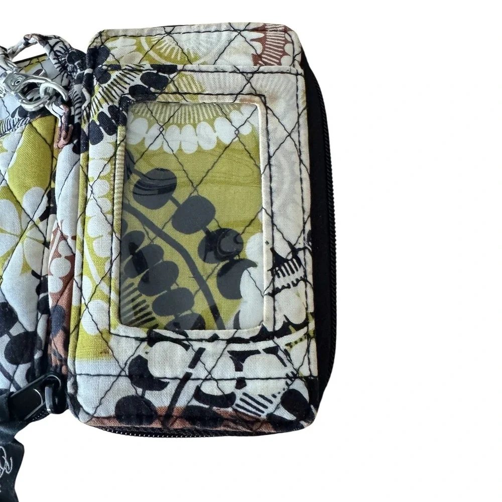 Vera Bradley Quilted‎ Wristlet Wallet Floral Geometric Green Brown  Zip Around
